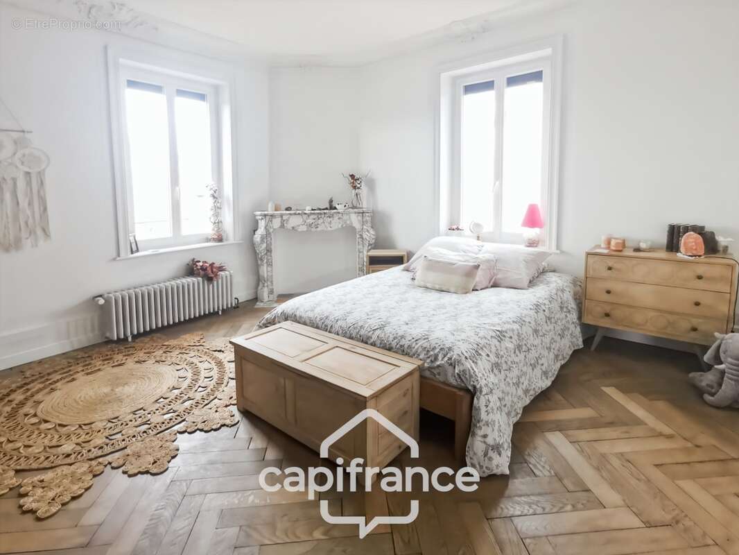 Maison à vendre de 150m² à EPERVANS (71) - photo 15