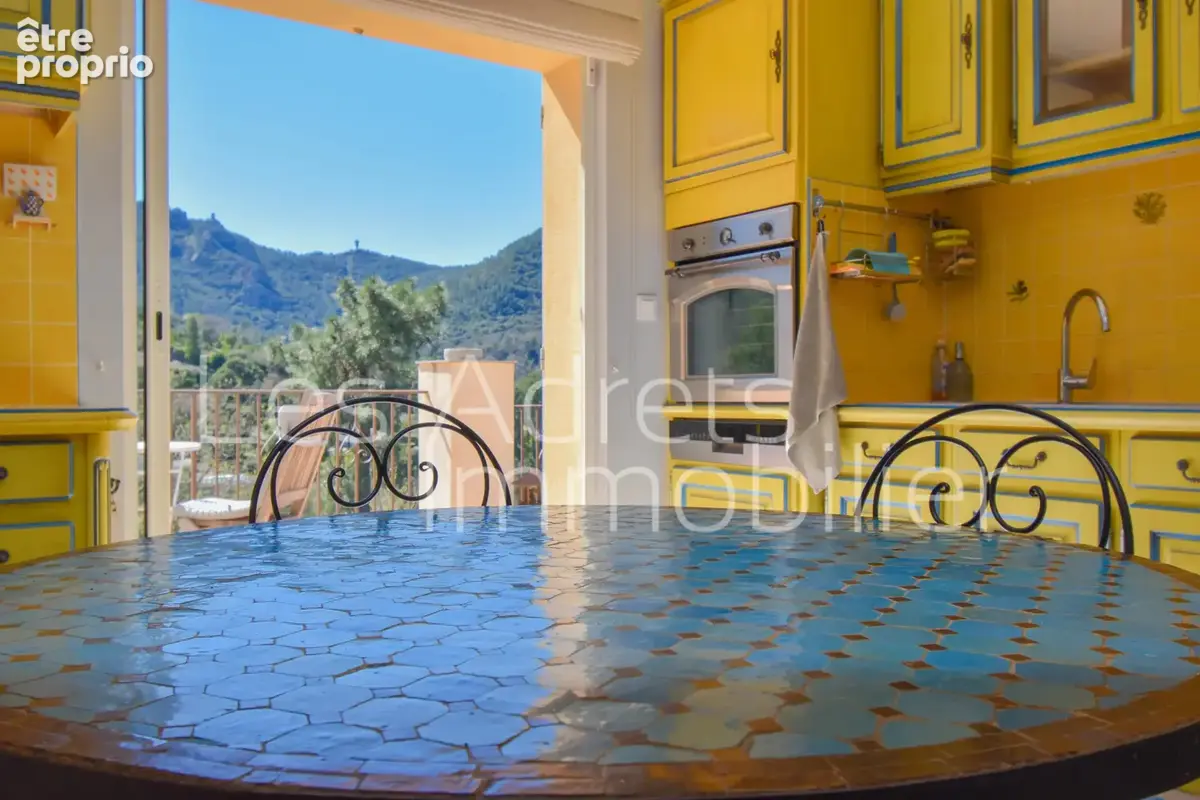 Propriété familiale avec dépendances - photo 16