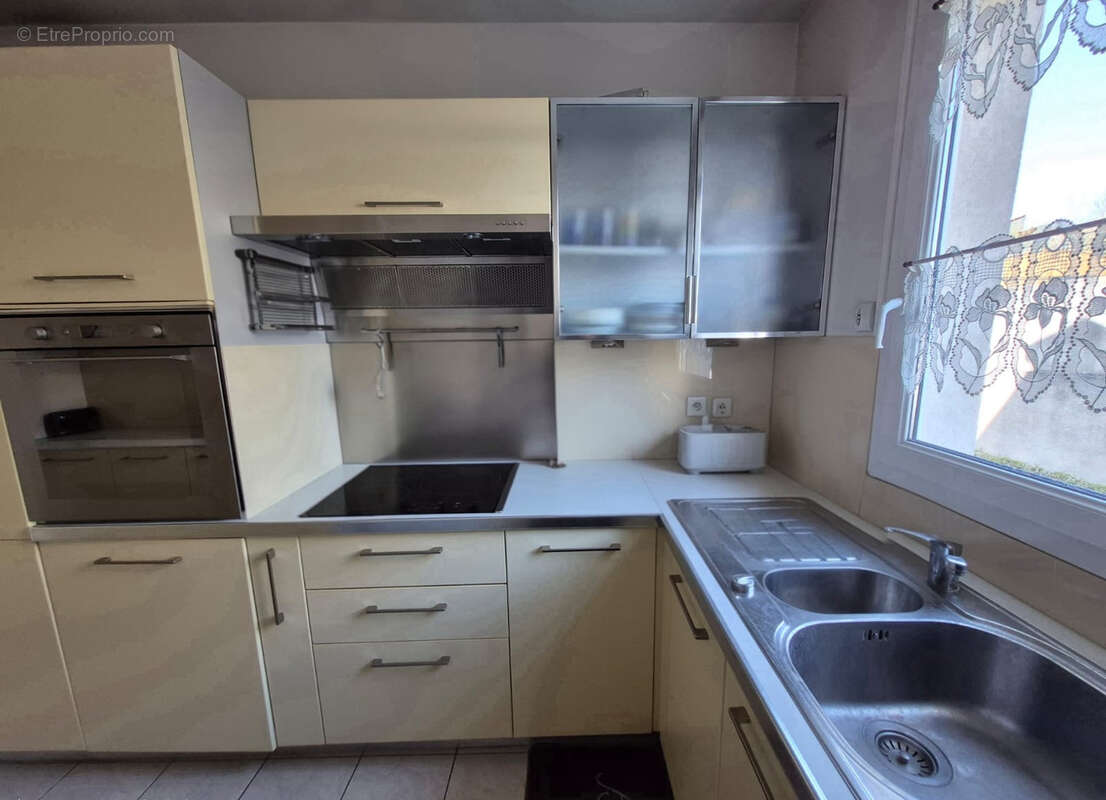 Appartement à THIAIS