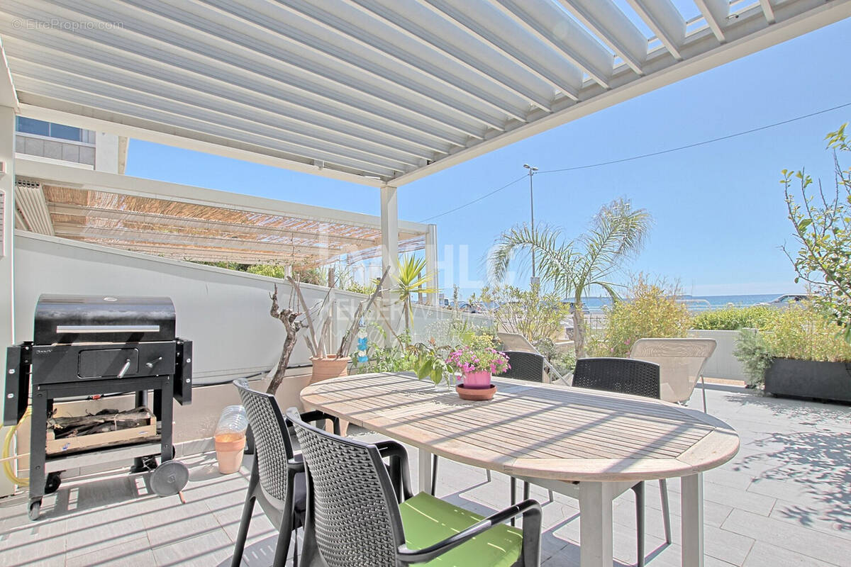 Photo Maison à Mandelieu-La-Napoule au prix de 549 500€