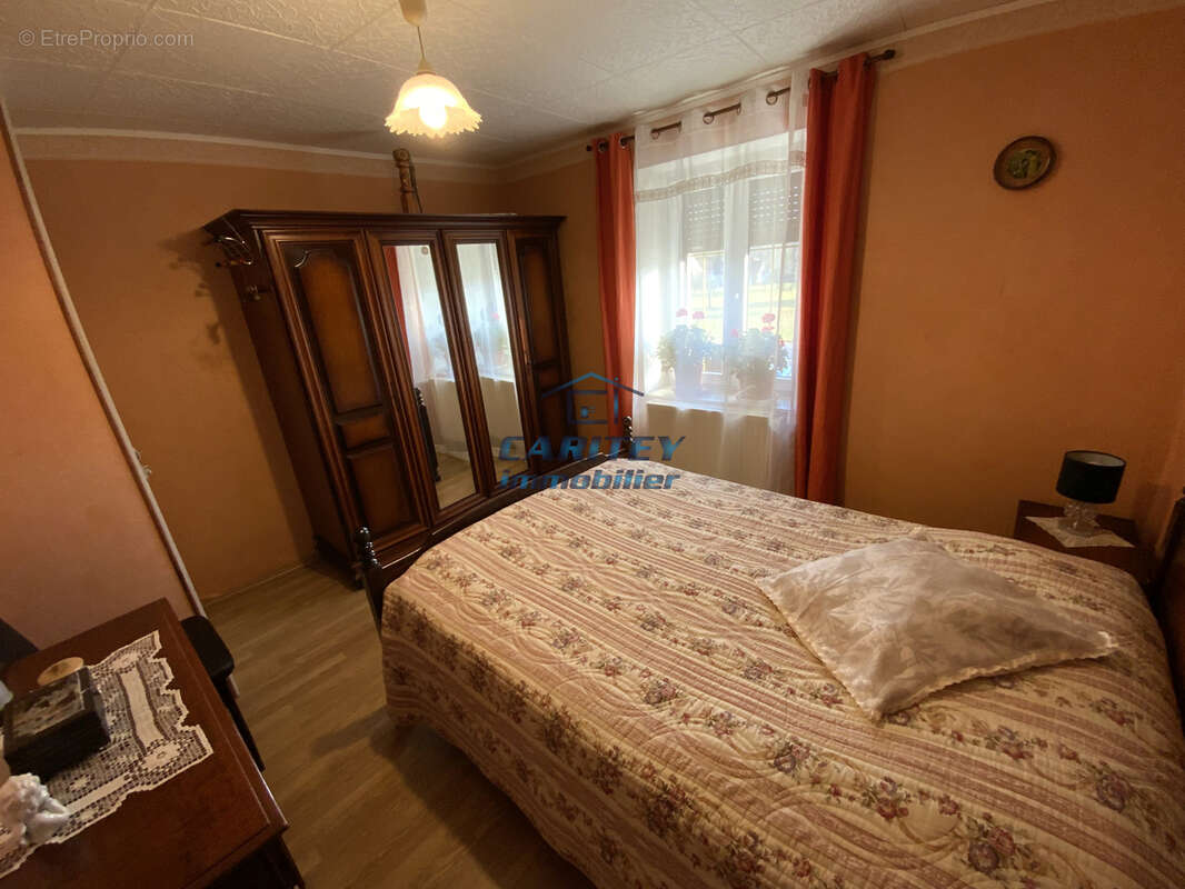 Maison à RONCHAMP