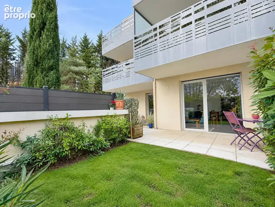 Appartement - Rez de jardin - 2 Chambres - Terrasse - Jardin - Garage en sus - Proche commodités - photo 5