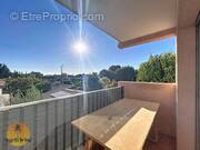 Appartement à SAINT-LAURENT-DU-VAR