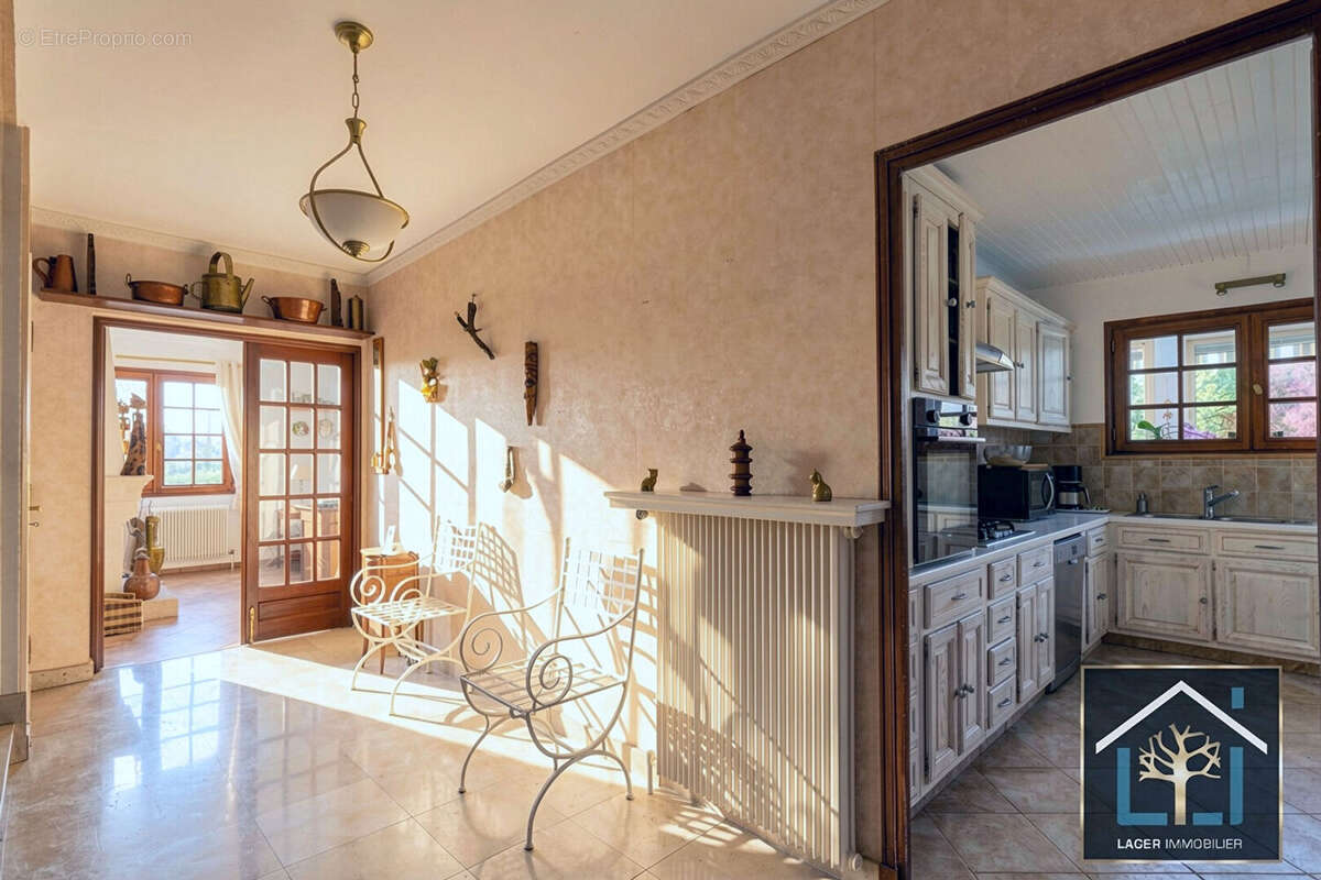 Maison à MONTLUEL