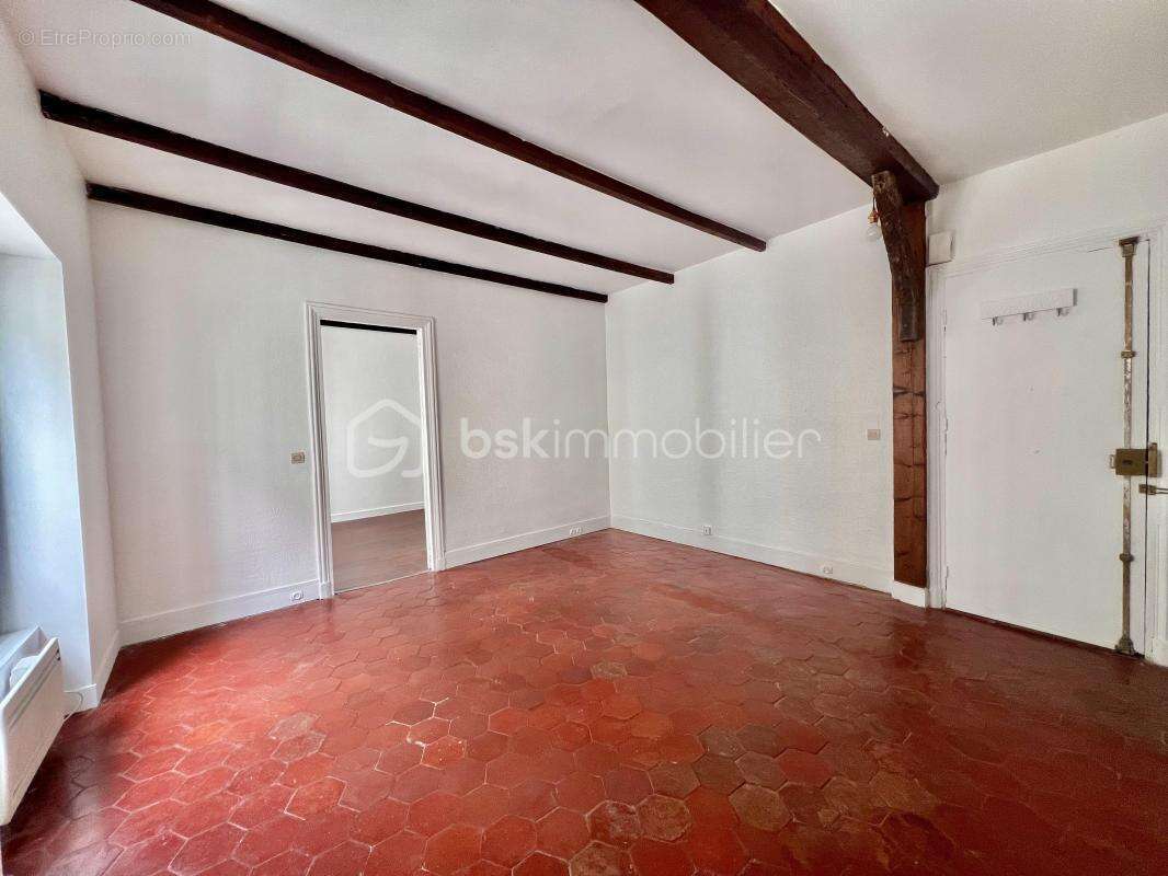 Appartement à PARIS-11E
