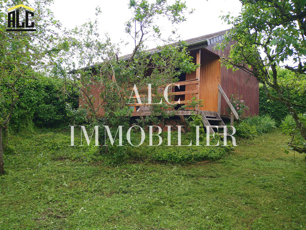 Terrain à SOUGE-LE-GANELON