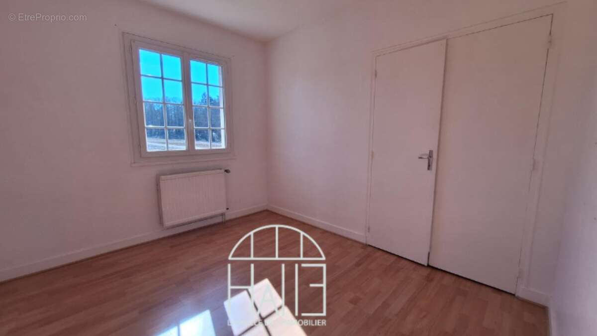 Maison à SAINT-JUNIEN