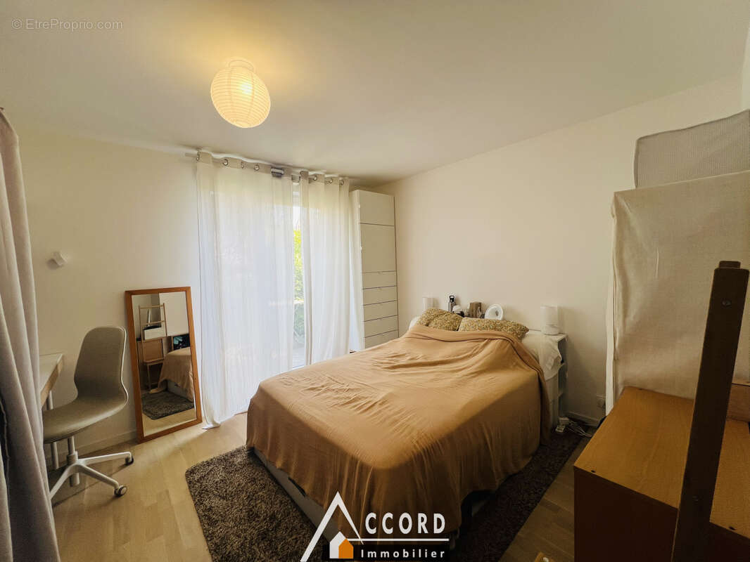 Appartement à SARTROUVILLE