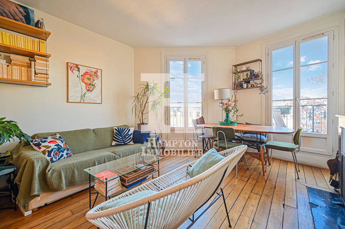 Appartement à PARIS-19E