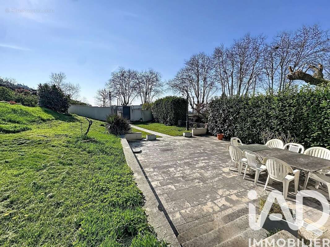 Photo 2 - Maison à LIMONEST