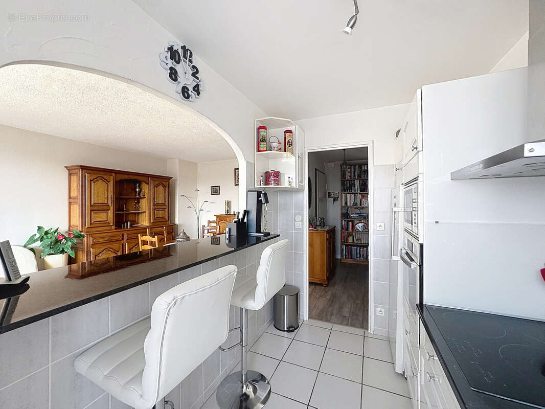 Appartement à CHILLY-MAZARIN