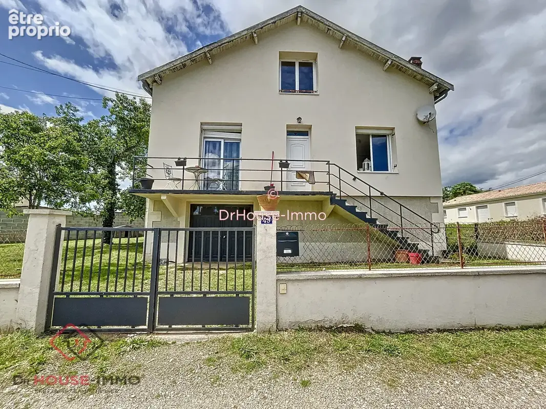 Maison 97 m² à Neuvic  - photo 1