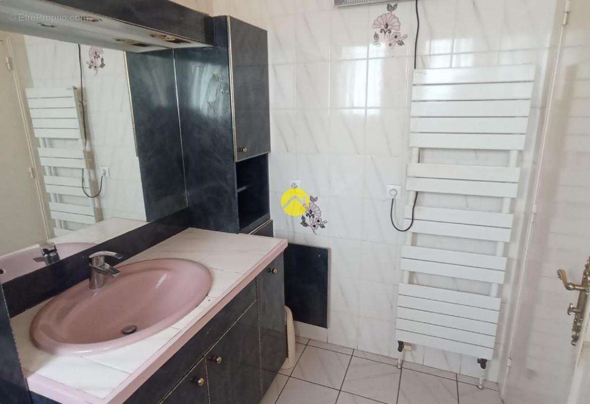 Maison à VILLEBOUGIS