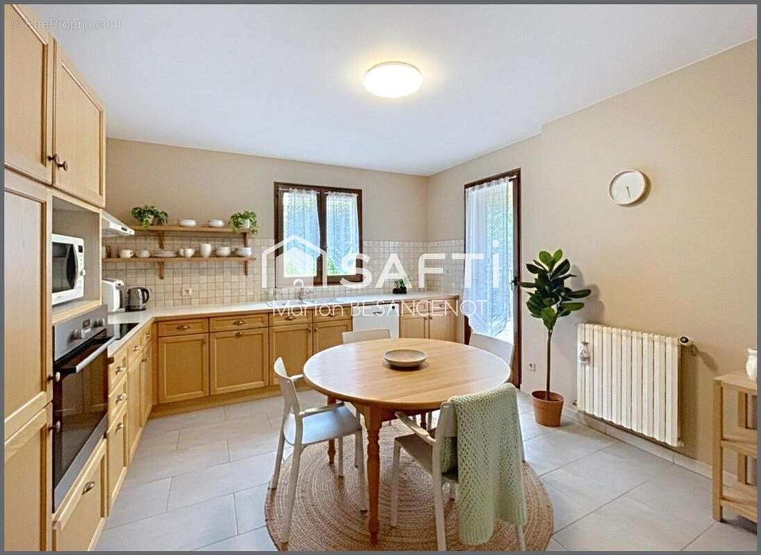 Photo 3 - Maison à ESTAGEL