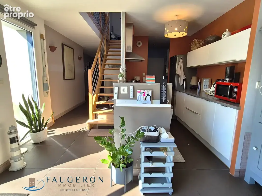 LA CHAUME - Accueillante Maison récente 115 m2 + Jardin, Terrasse & Garage - à 200 m de l'Océan - photo 5