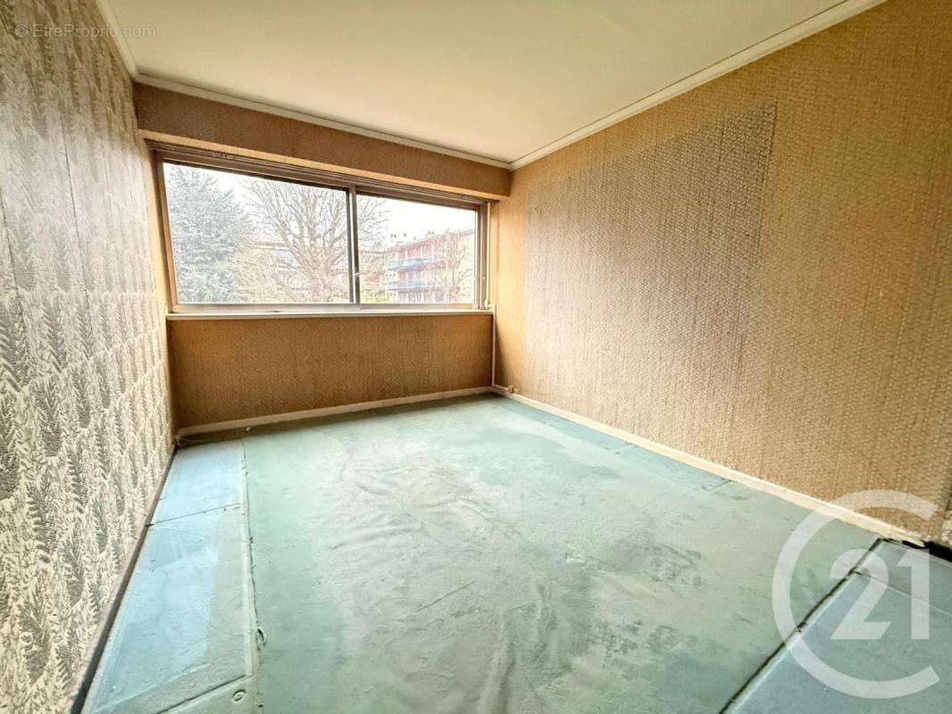 Appartement à FONTENAY-SOUS-BOIS
