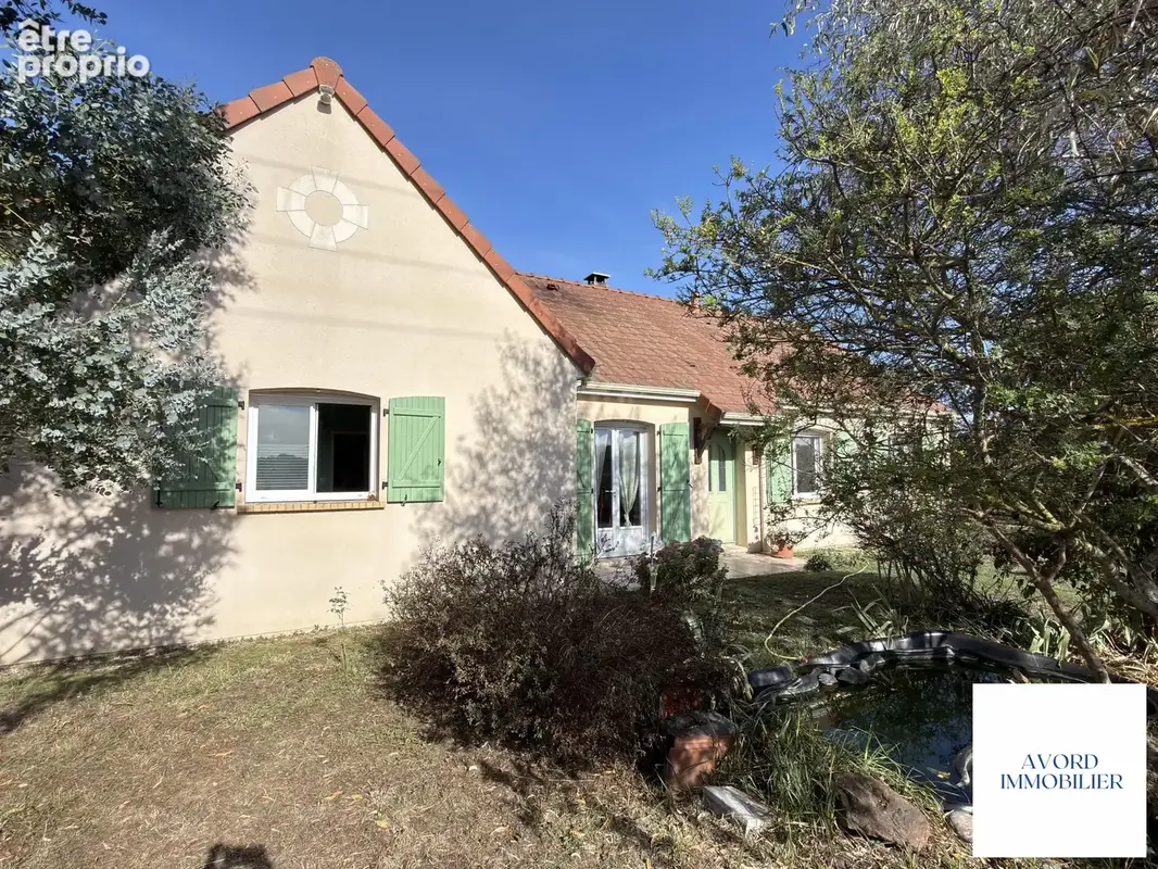 Maison 6 pièces 146 m² à vendre à Farges-En-Septaine (18800) - photo 1