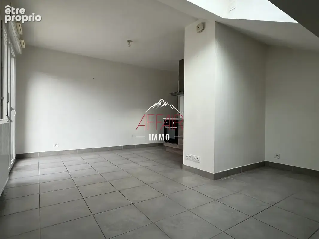 Appartement studio dernier etage - 74100 vetraz monthoux - photo 5
