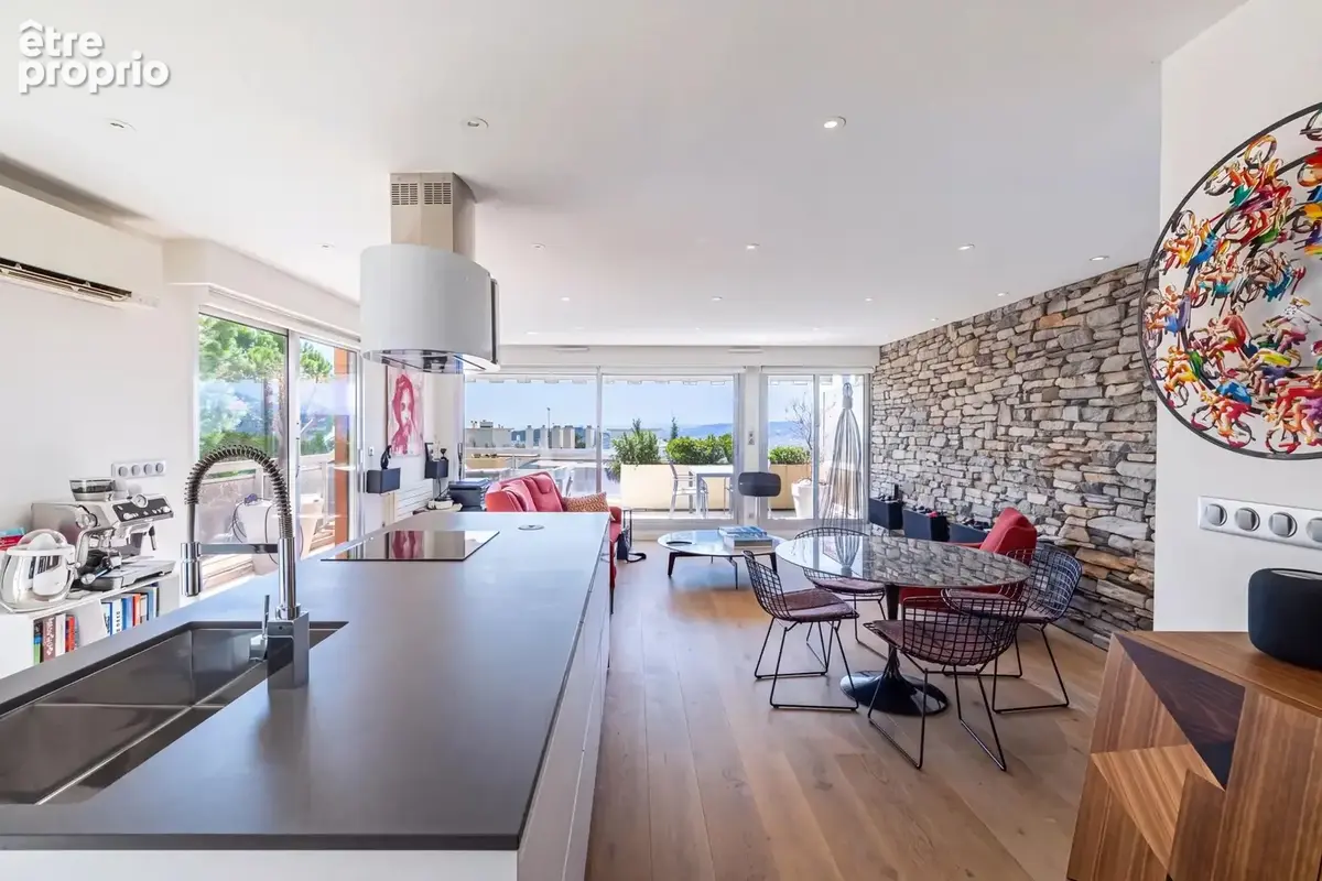 Nice Mont Boron – Appartement dernier étage d’angle 61 m² – Vue mer – Terrasses – Piscine - photo 9
