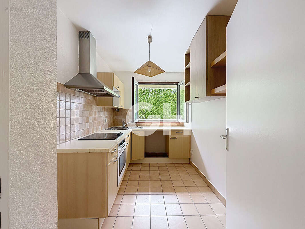 Appartement à PARIS-20E