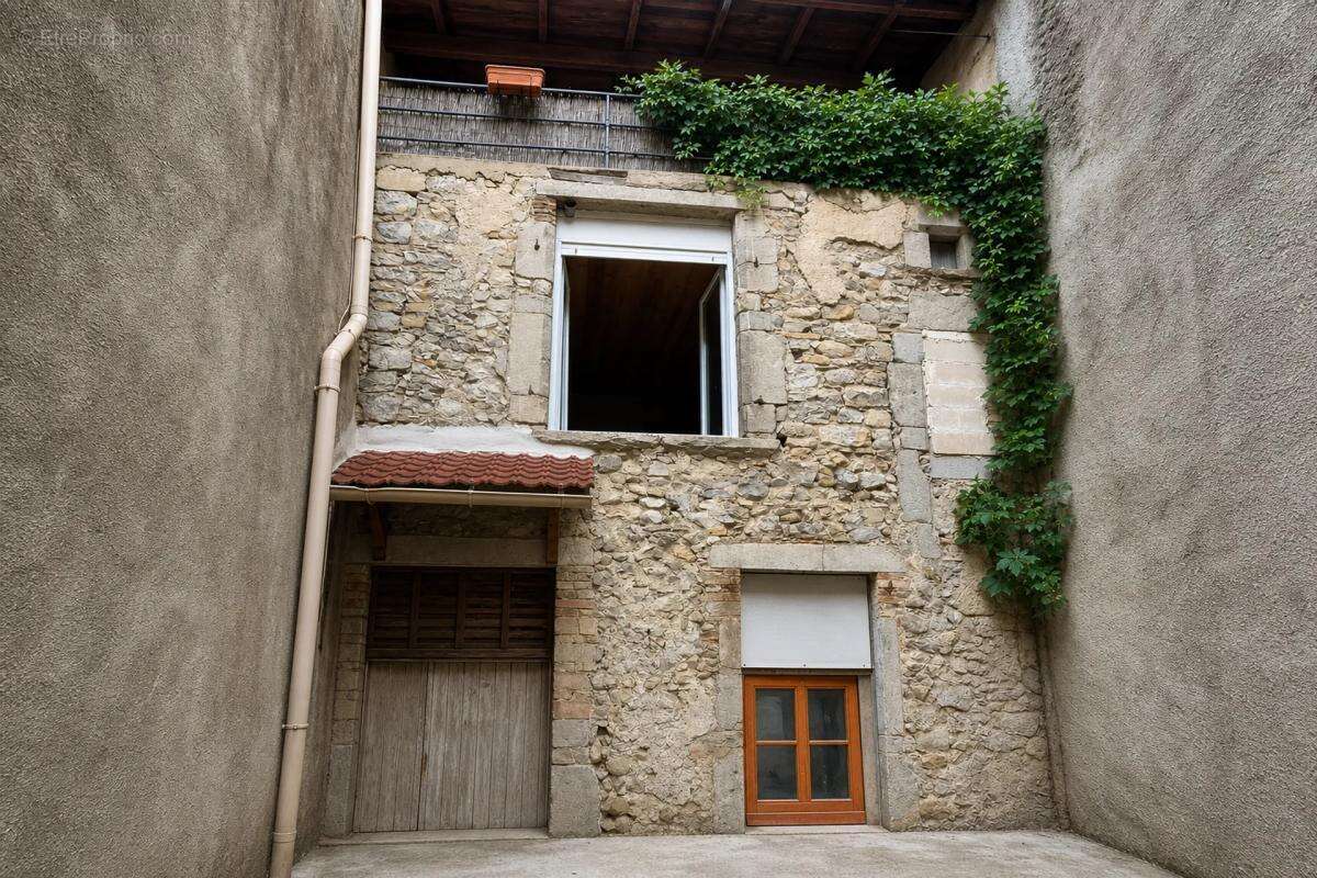 Maison à SAINT-HIPPOLYTE-DU-FORT