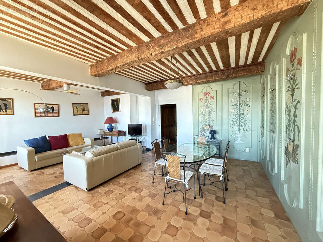 Appartement à SAINT-TROPEZ