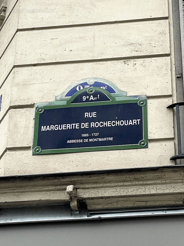 Appartement à PARIS-9E