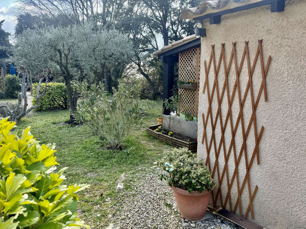 Appartement à VAISON-LA-ROMAINE
