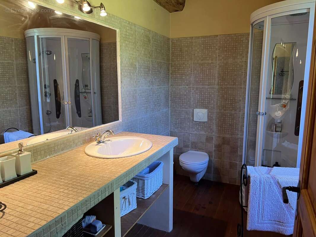 Maison à SAINT-CLAR