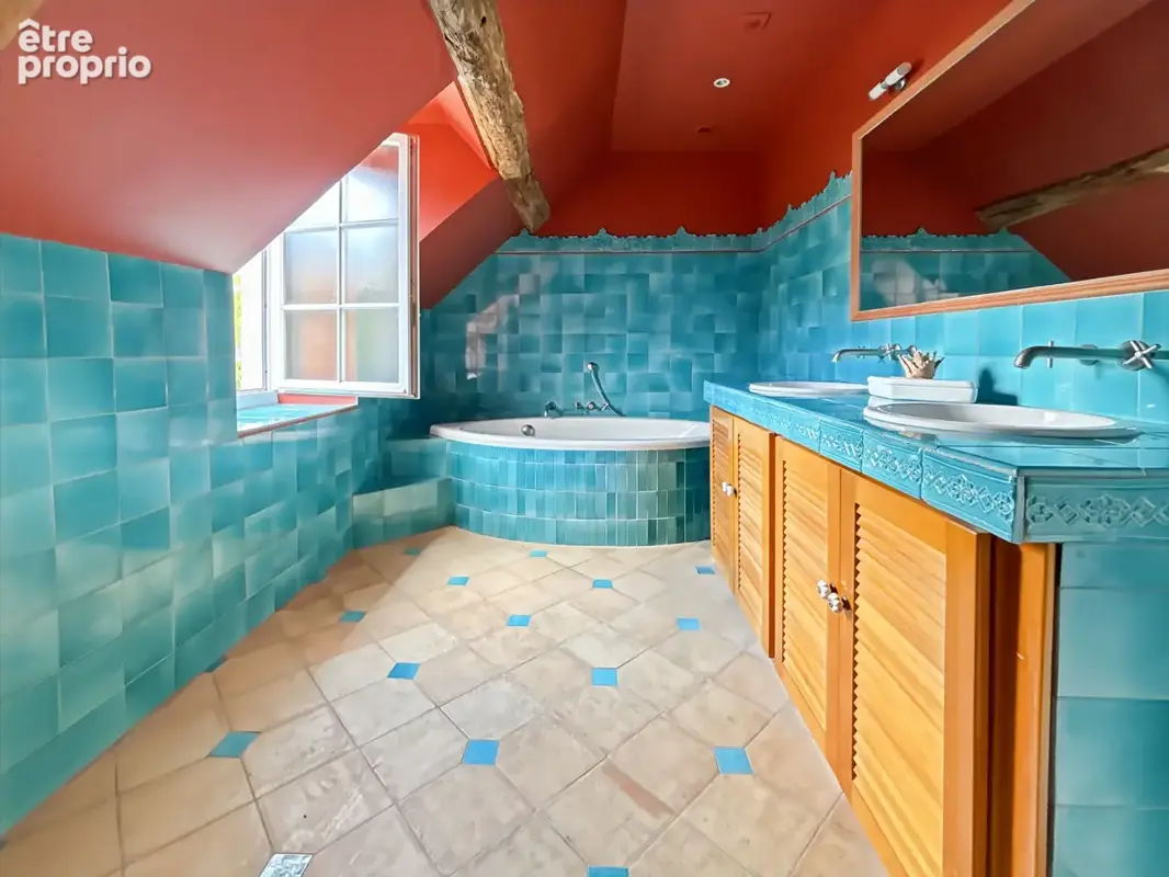 Maison d'exception  avec piscine et dependance - photo 14