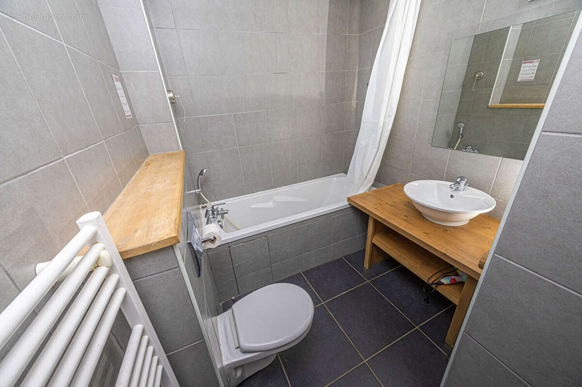 Appartement à LES CHAPELLES