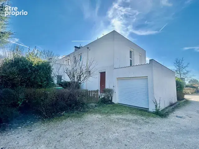 Saint-Michel-sur-Orge - REZ-DE-VILLA de type F6 - Résidence Villagexpo - 134 M2 HAB - 4 CHAMBRES - photo 17