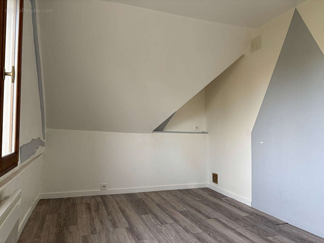 Maison à SAINTE-GENEVIEVE