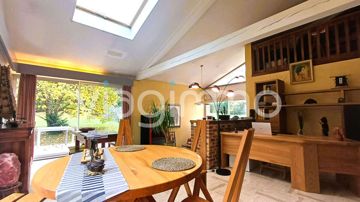 Maison à SAINT-MARTIN-D&#039;HERES