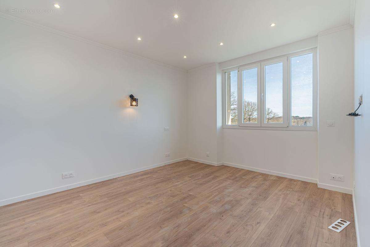 Maison 111 m² à Cieux  - photo 10