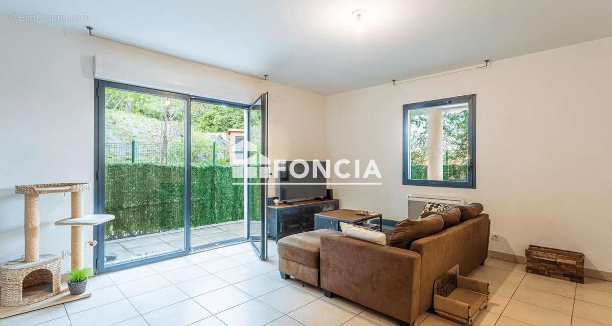 Appartement à HYERES