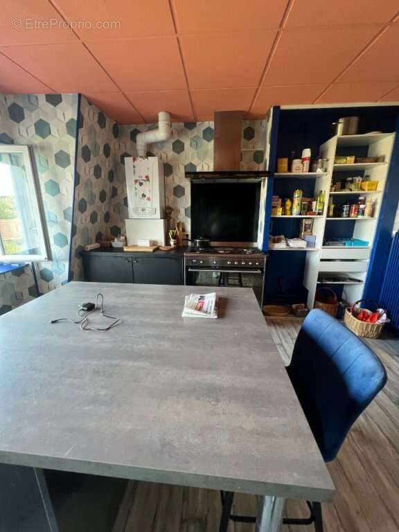 Appartement à MONTCEAU-LES-MINES