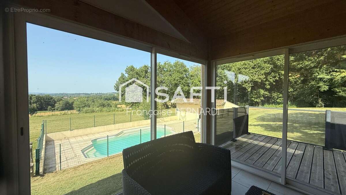 Maison 236 m² à Pailloles  - photo 6
