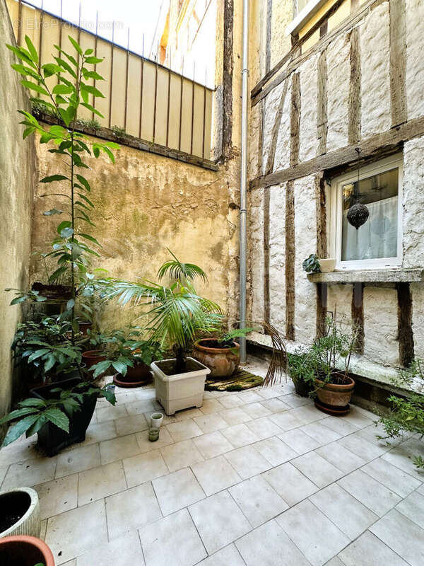 Maison à JOIGNY