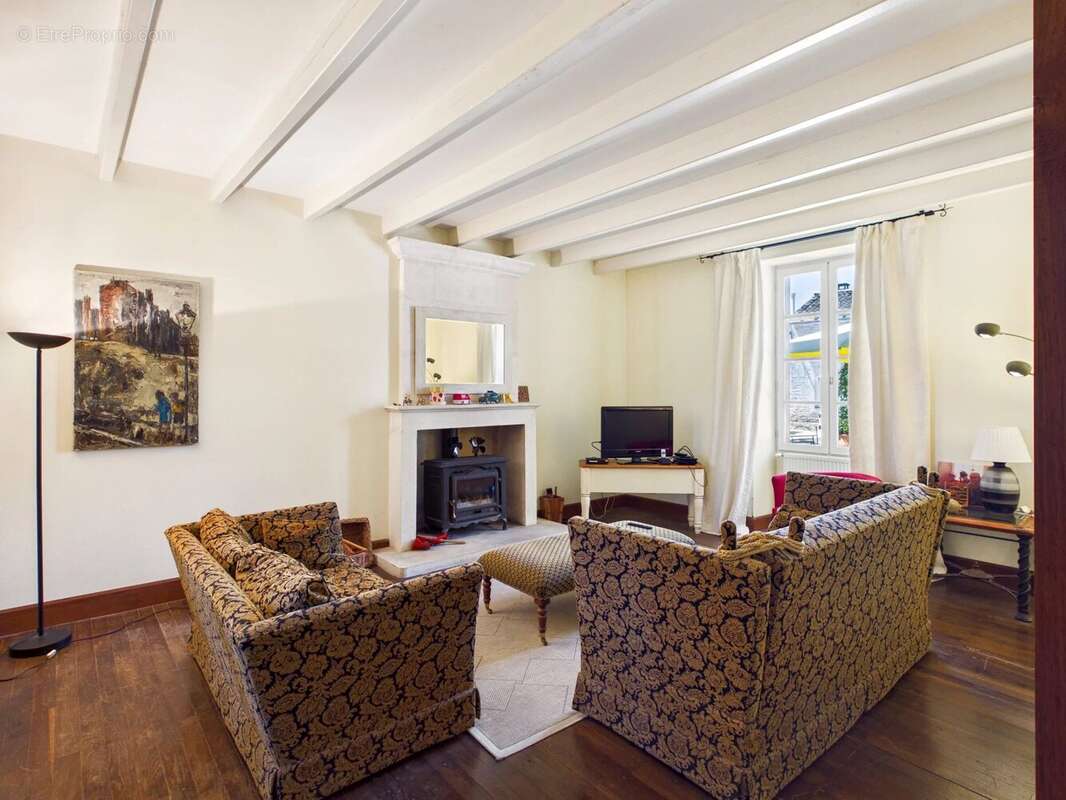 Superbe Maison de Maître avec Piscine Chauffée, Maison d'Amis et Jardins Privés - photo 5