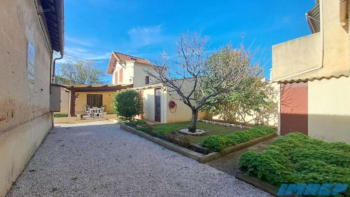 Maison à MARSEILLE-9E