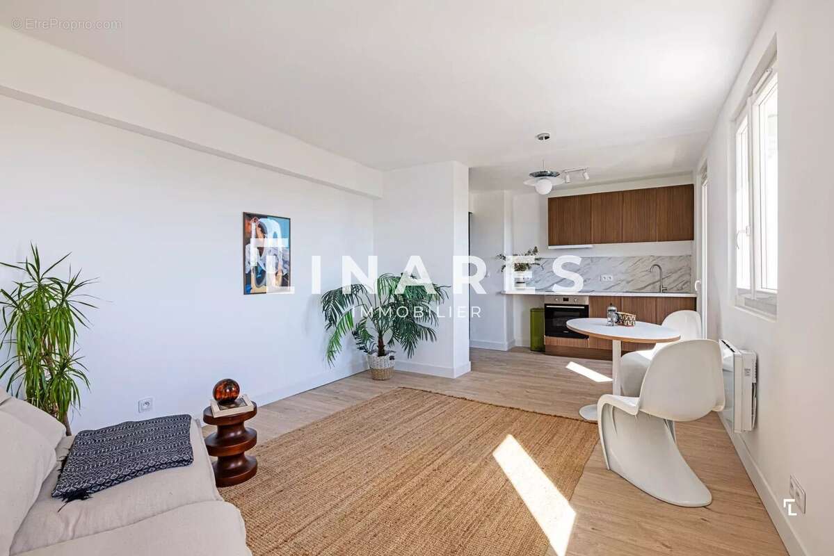 Appartement à MARSEILLE-8E