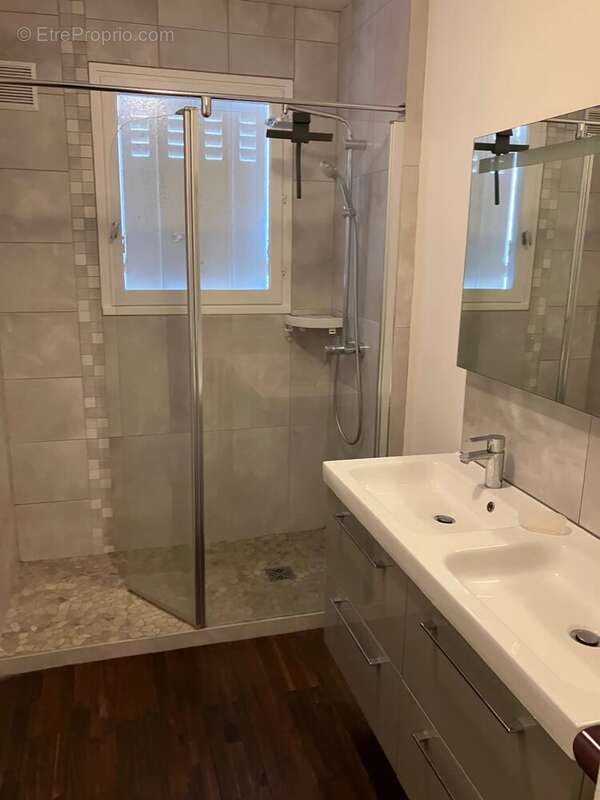 Maison à SAINT-CYR-SUR-LOIRE