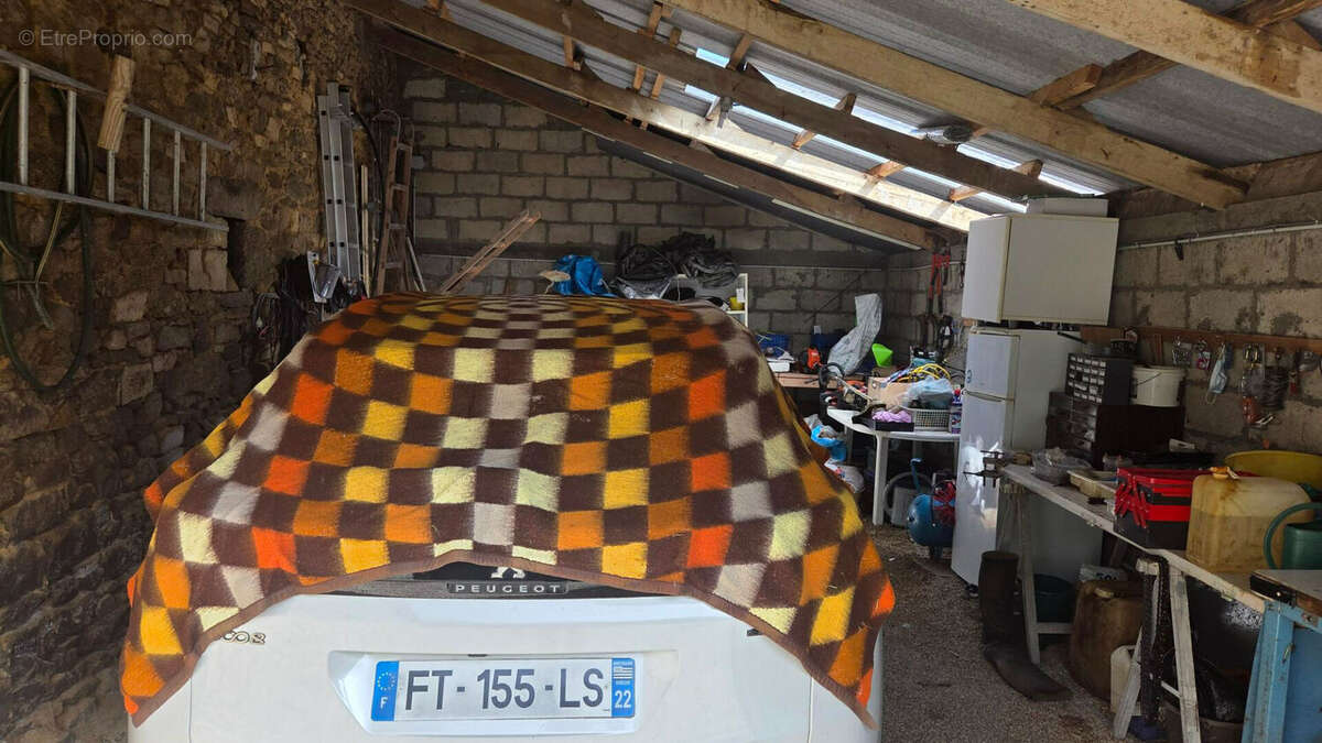 20 min au Sud de Guingamp Maison sur environ 5000m² de terrain avec hangar - photo 14