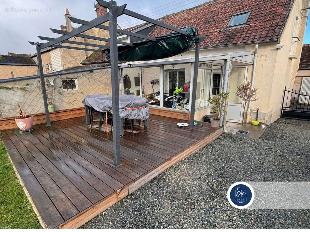 Maison à LA SUZE-SUR-SARTHE