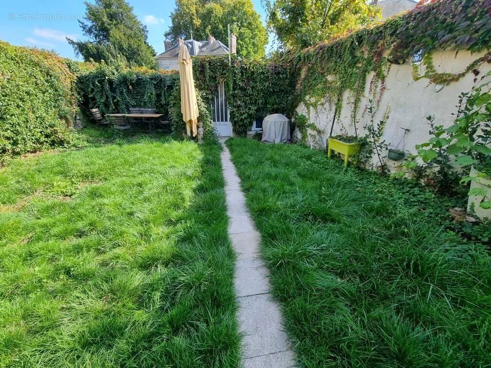 Maison à FAREMOUTIERS