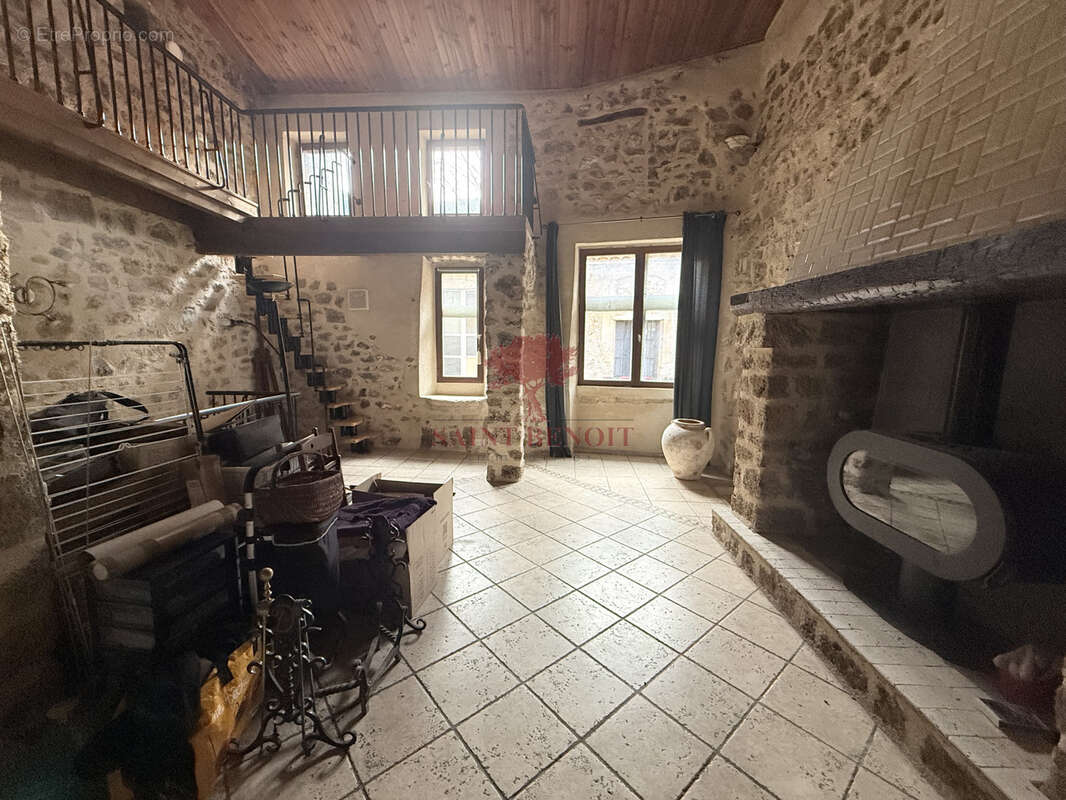 Maison à SAINT-GUILHEM-LE-DESERT