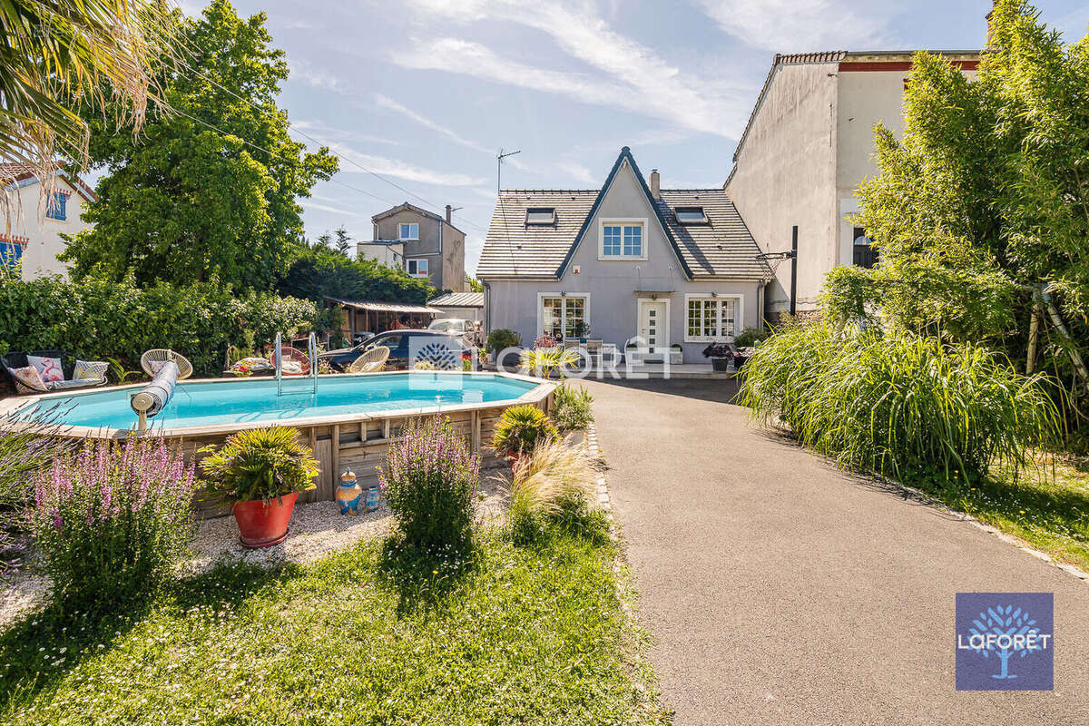 Basoche maison avec piscine - photo 12
