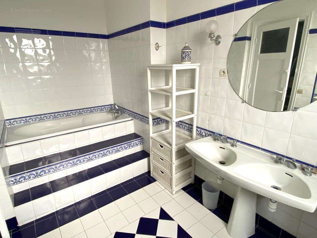 Appartement à MARCQ-EN-BAROEUL