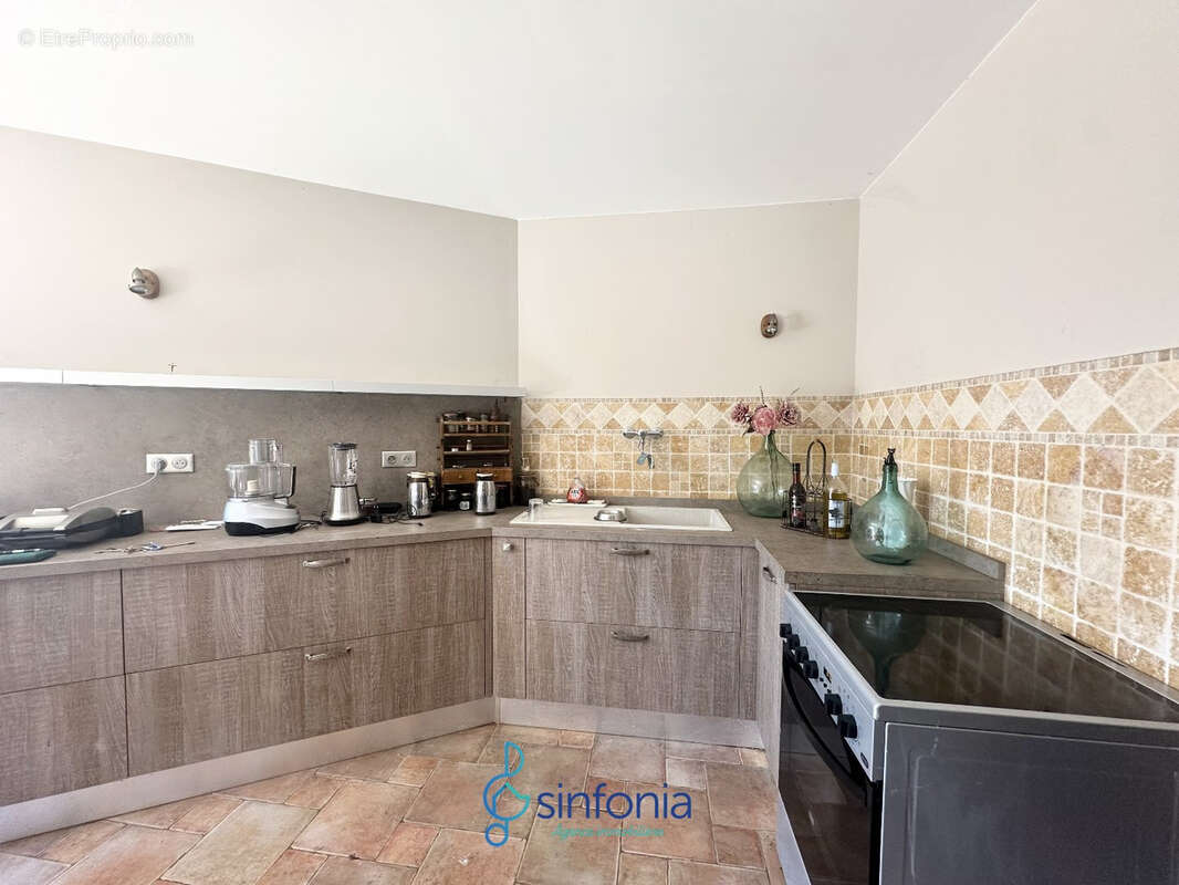 Maison à SERVIERS-ET-LABAUME